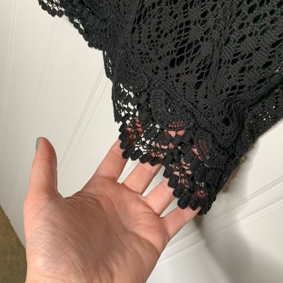 H&M Divided Black Lace Keyhole Mini Dress Size XS - Picture 4 of 7